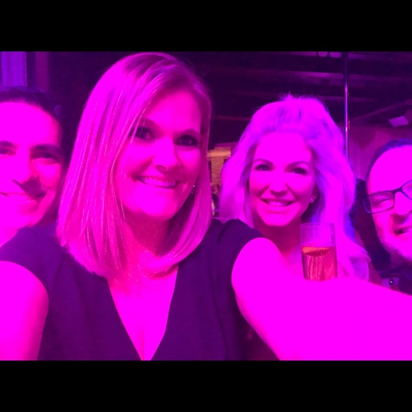 Meet your Posher, Christy - Picture 2 of 5